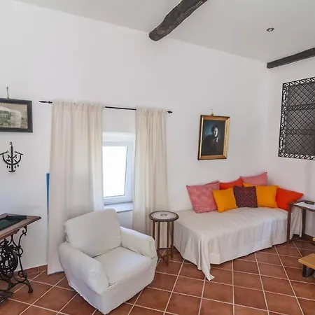 Holiday home Lucivana For Deep Rest & Brief Remote Work