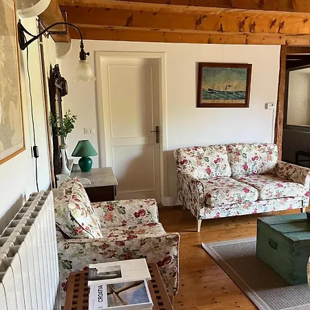 Holiday home Lucivana For Deep Rest & Brief Remote Work *